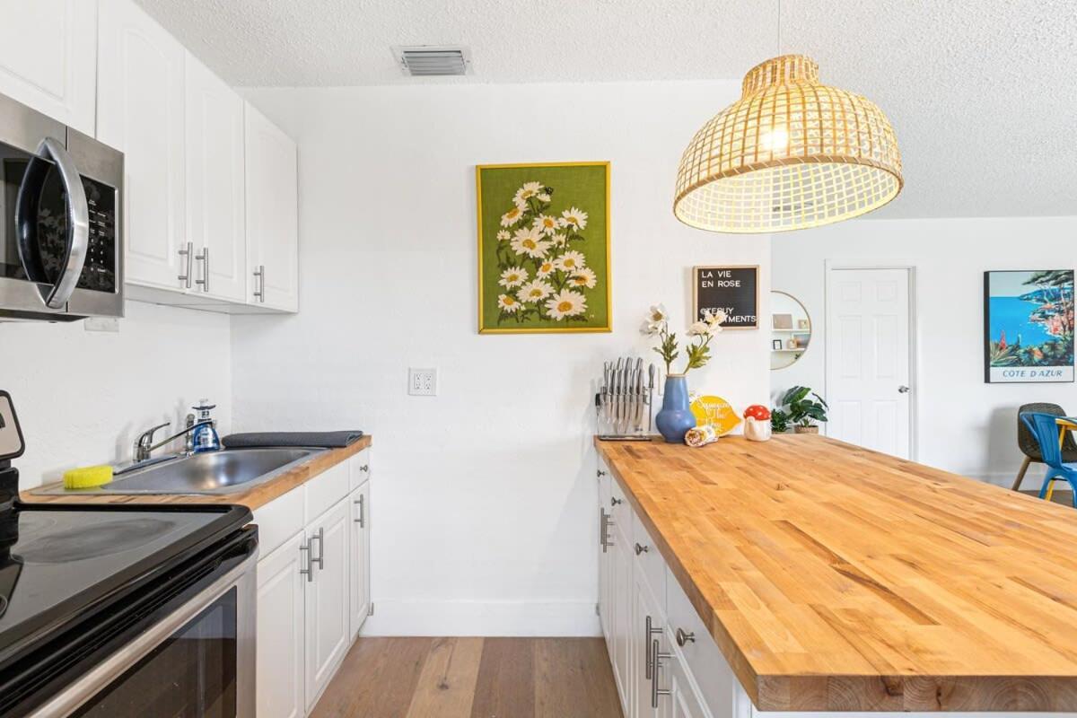 Lovely 2 Bedroom Condo In Sailboat Bend Fort Lauderdale Dış mekan fotoğraf